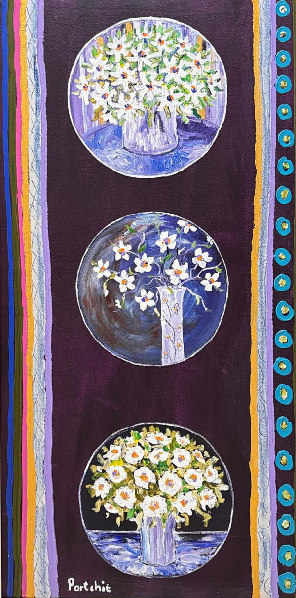 {je_artwork_artwork_medium_id}  {je_artwork_artwork_category_id} titled @ 3 Flower Vases  in one