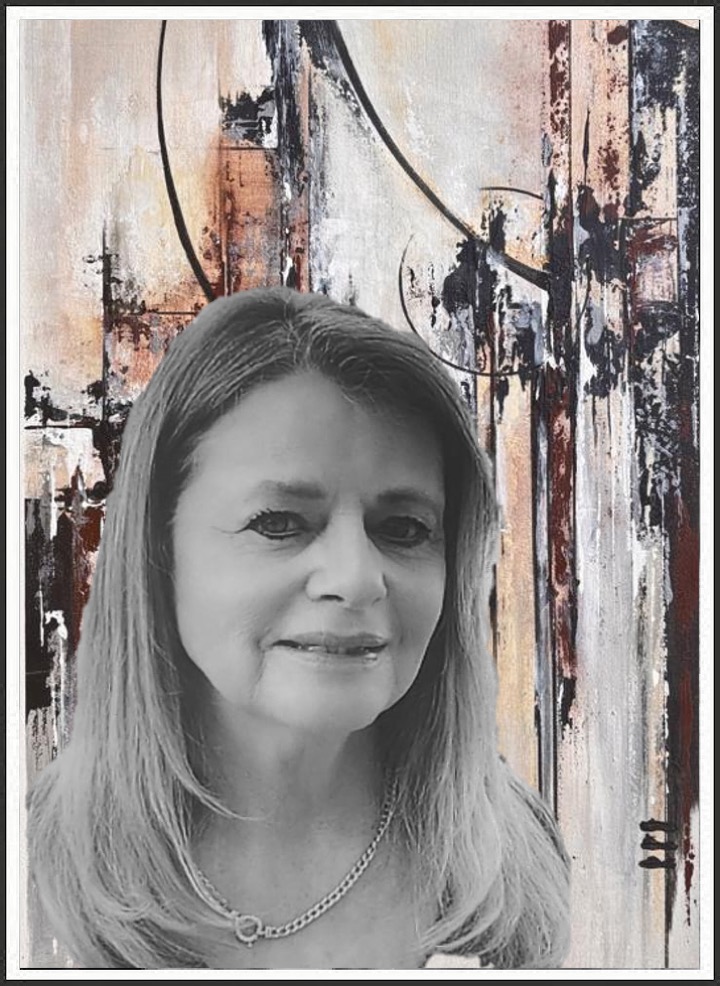 Photo of the atists Mari Brightmore